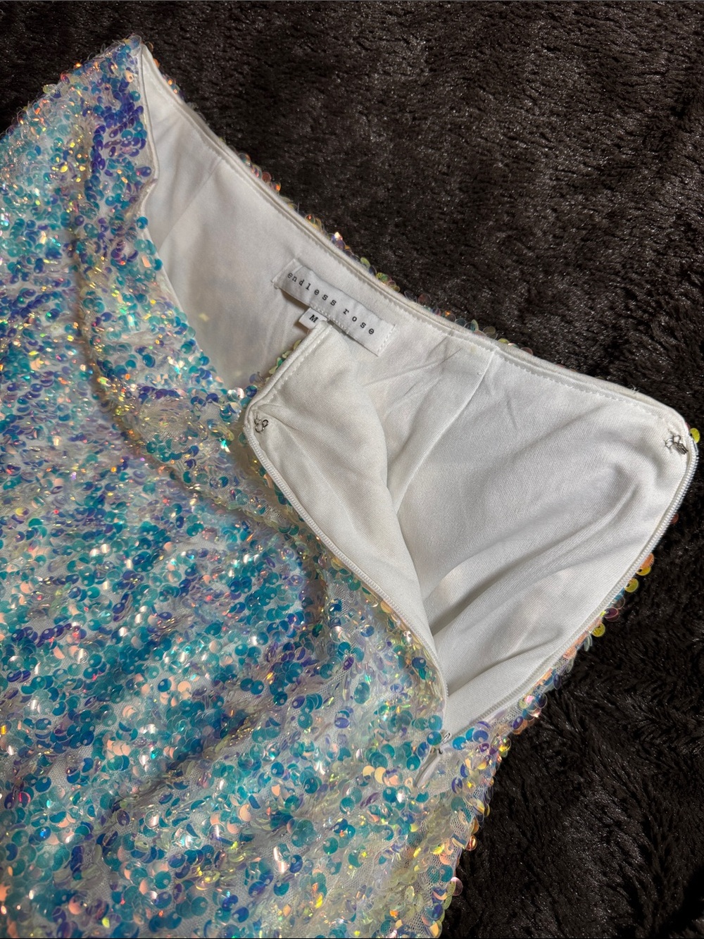 Endless Rose Iridescent Sequin Side Zip Mini Skirt - Blueish Purpleish Size M - Picture 10 of 16